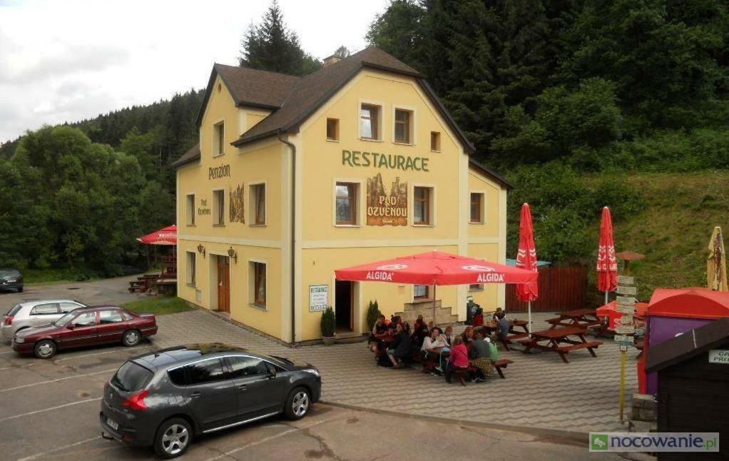 Penzion Pod Ozvenou Hotel Teplice nad Metuji Bagian luar foto